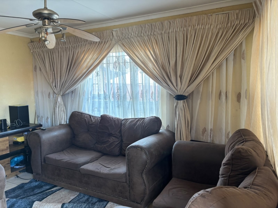 3 Bedroom Property for Sale in Tlhabane West North West